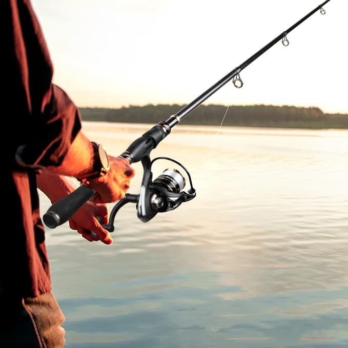 PLUSINNO Fishing Pole, Fishing Rod and Reel Combo, Telescopic Fishing Rod Kit