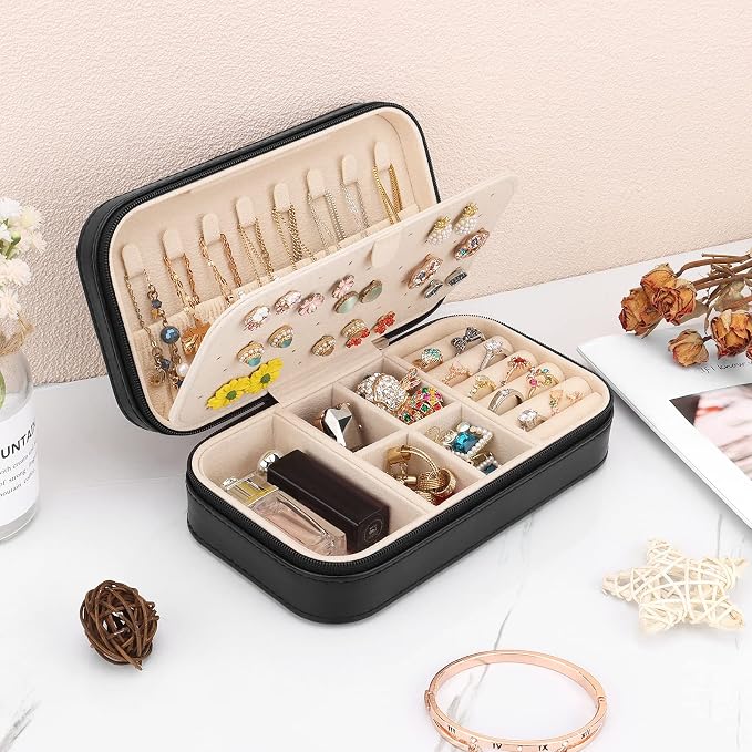 DesignSter Travel Jewelry Box, PU Leather Portable Jewelry Case, Small Jewelry