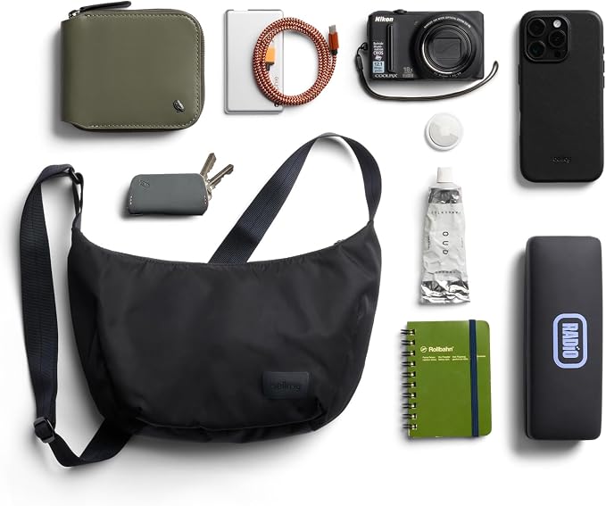 Bellroy Laneway Crescent Bag'