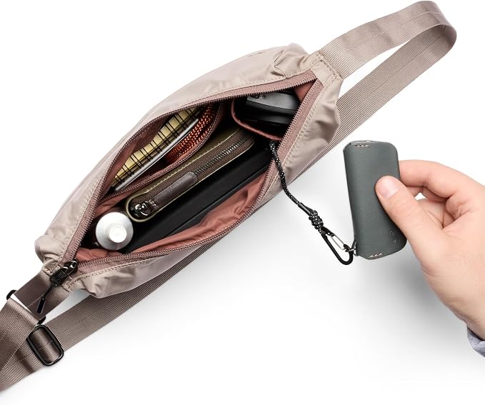 Bellroy Laneway Crescent Bag'