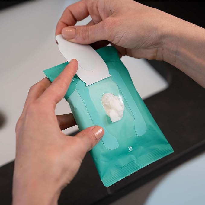 Lume Acidified Deodorant Wipes