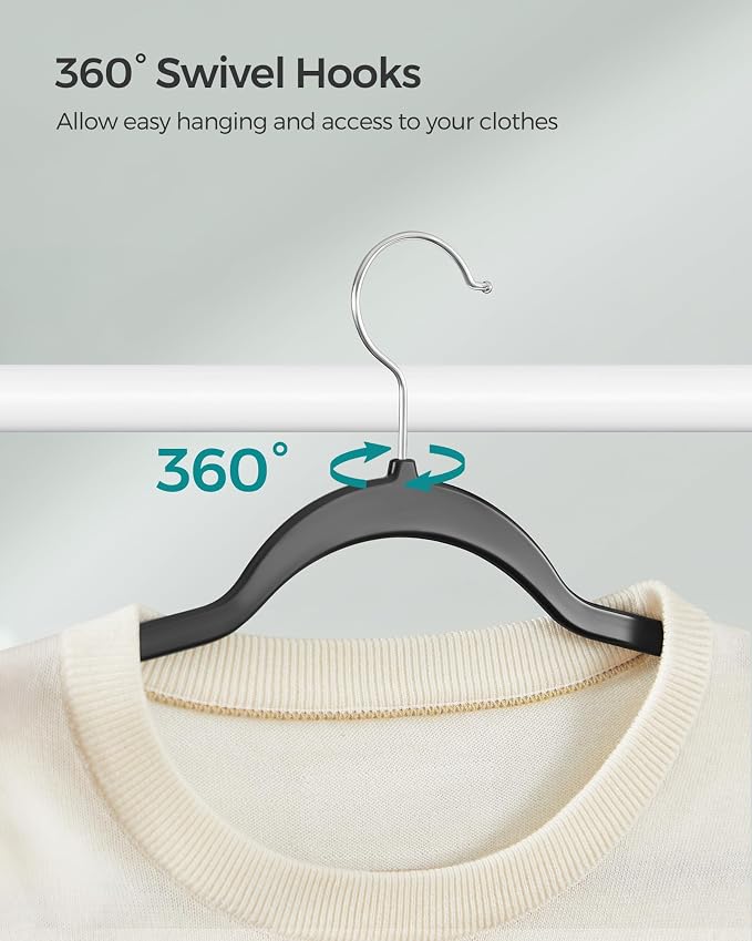 SONGMICS Clothes Hangers, Space-Saving