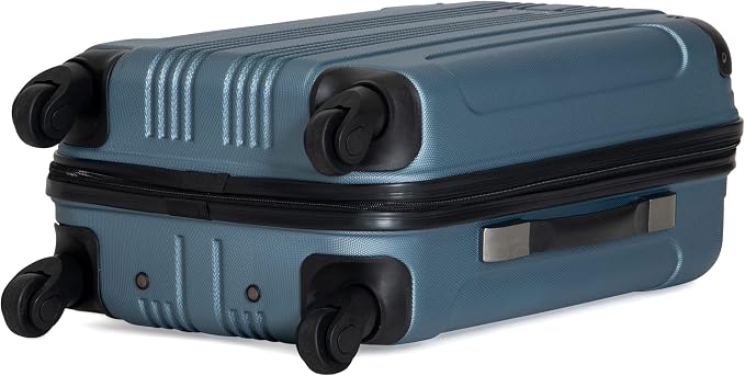 Kenneth Cole REACTION Out of Bounds Lightweight Hardshell 4-Wheel Spinner