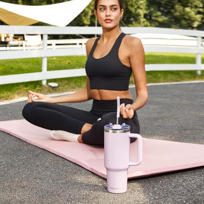 40 oz Tumbler with Handle and Straw Lid,Insulated Reusable Stainless Steel Water Bottle Travel Mug，Cupholder Friendly Double Wall Vacuum Sealed Cup (Lavender Purple)