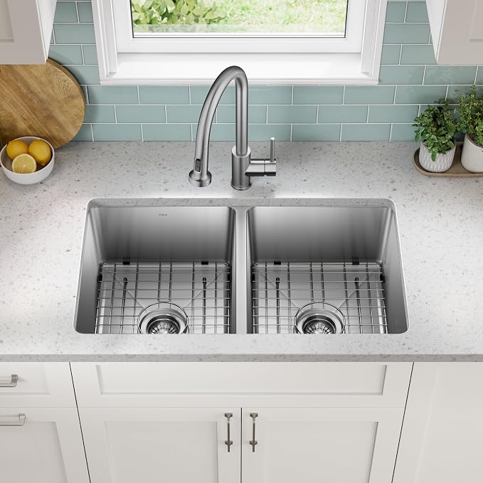KRAUS Fairlane 33-inch Undermount Double Bowl 18-Gauge Stainless Steel Kitchen