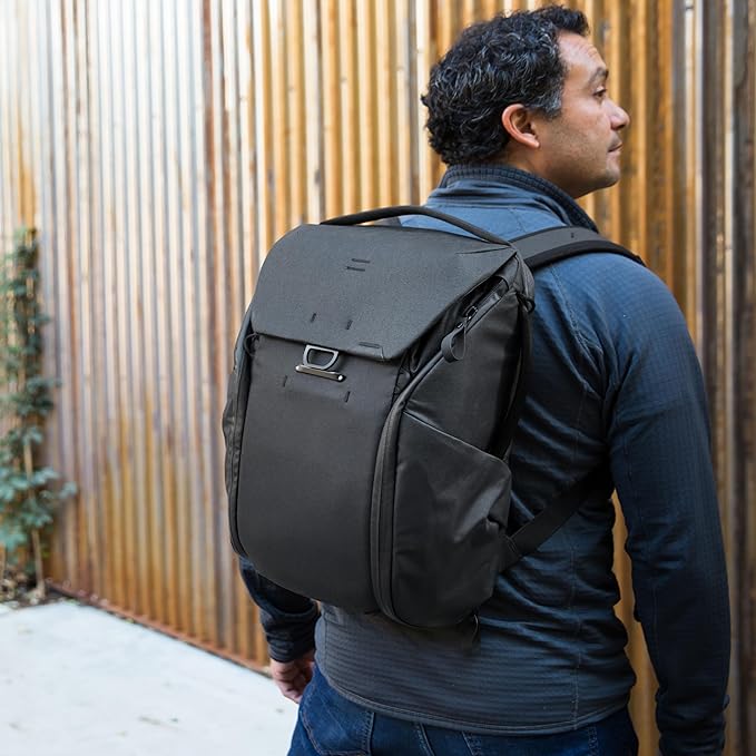 Peak Design Everyday Backpack 20L, MagLatch Top, Dual Side Access, FlexFold
