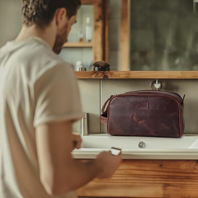 LEATHER VILLAGE Premium Leather Toiletry Travel Pouch