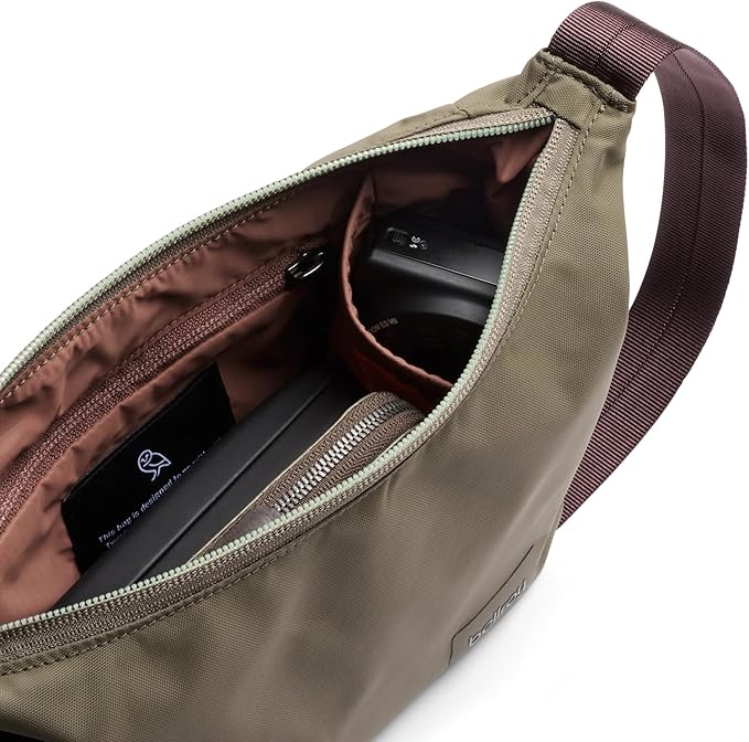 Bellroy Laneway Crescent Bag'