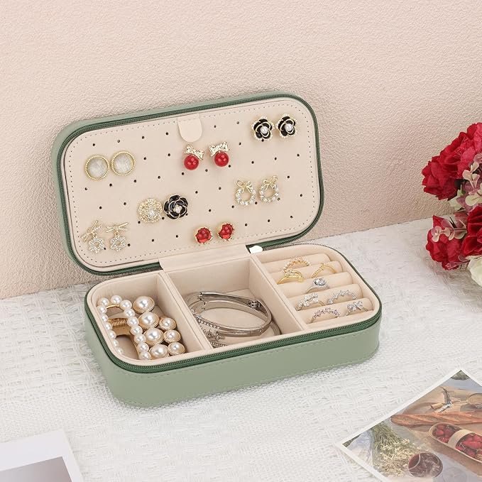 DesignSter Travel Jewelry Box, PU Leather Portable Jewelry Case, Small Jewelry