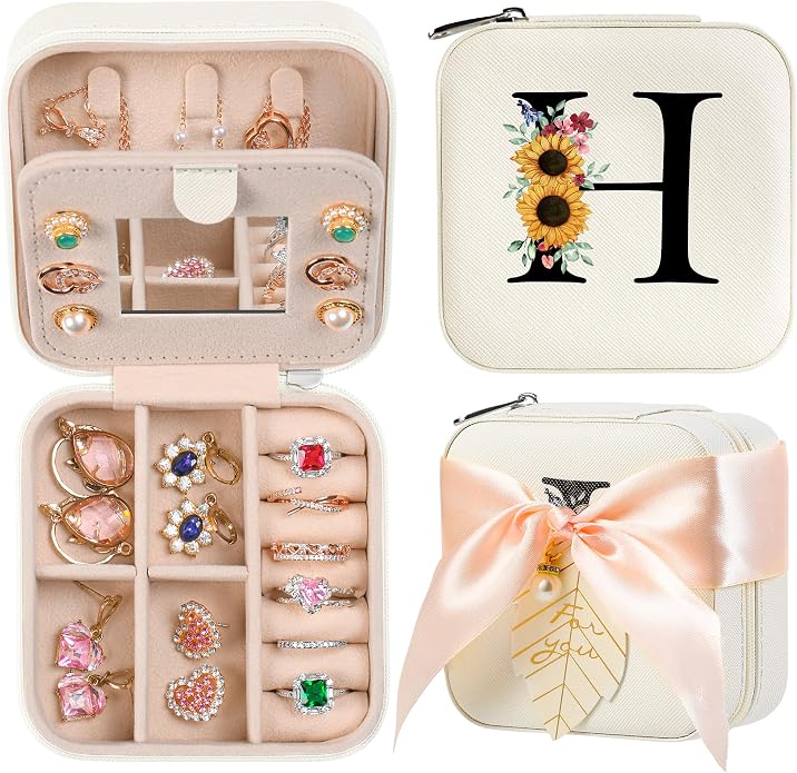 AYGXU Travel Jewelry Box for Women and Girls