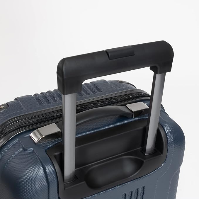 Kenneth Cole REACTION Out of Bounds Lightweight Hardshell 4-Wheel Spinner