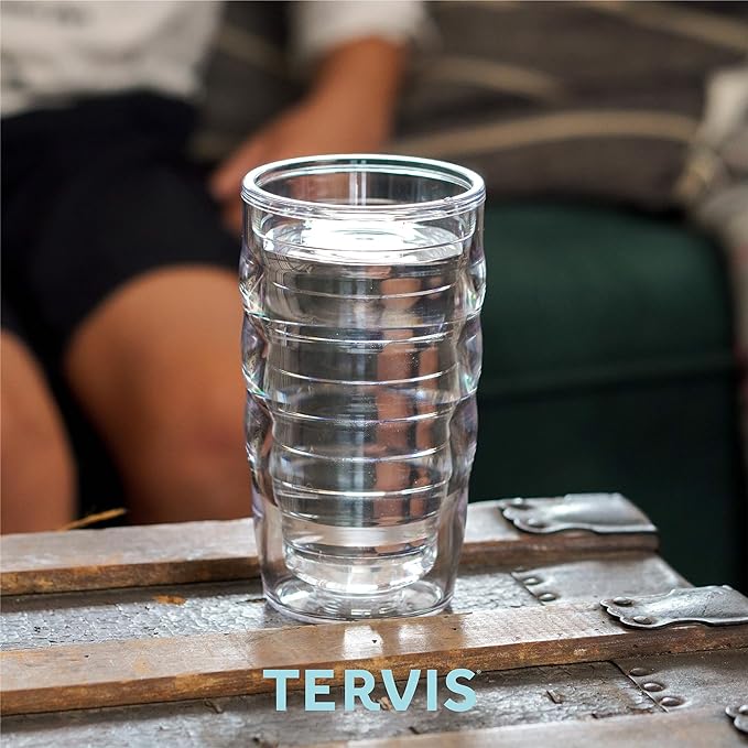 Tervis Clear & Colorful Lidded Made in USA Double Walled Insulated Tumbler Travel Cup Keeps Drinks Cold & Hot, 10oz Wavy, Red Lid